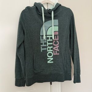 The North Face green hoodie. LIKE NEW. Size M.